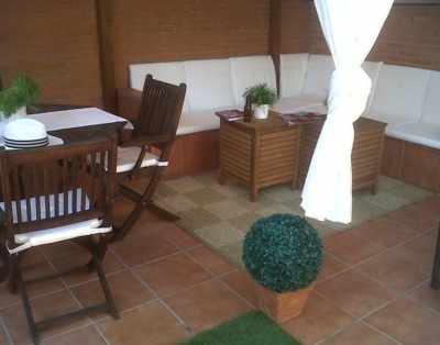 Workers’ house with pool, BBQ and free parking